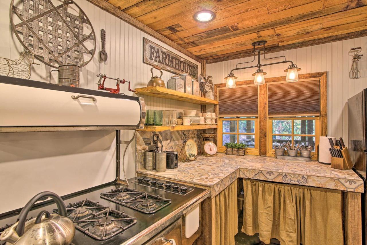 5-Acre North Georgia Mountain Retreat With Creek! Villa Sautee Nacoochee Екстериор снимка